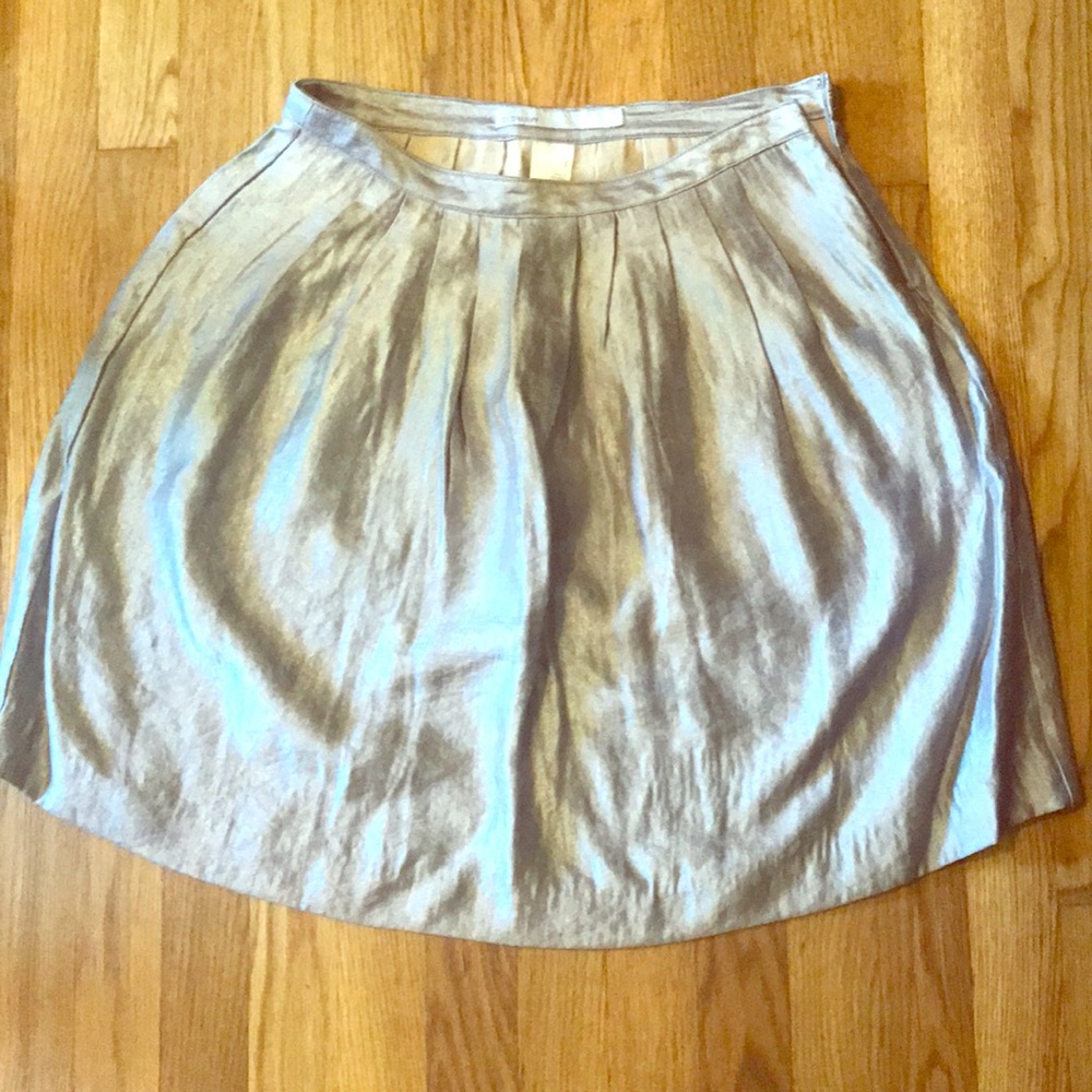 👗🌪🔘 OLD NAVY silvery skirt size 4